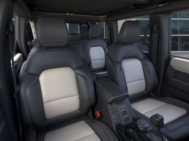 New 2026 Ford Bronco Outer Banks image 12