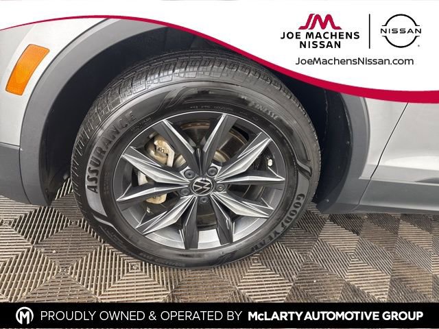 Used 2023 Volkswagen Tiguan SE image 26