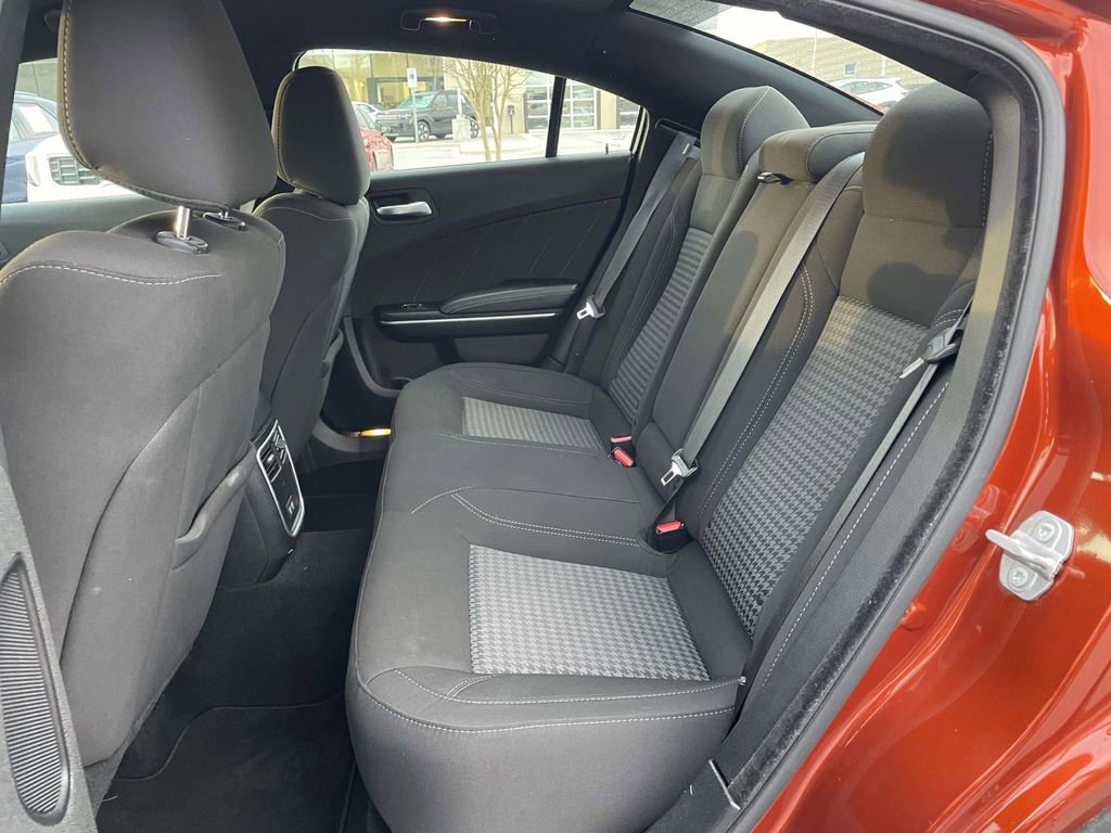 Used 2021 Dodge Charger SXT image 3