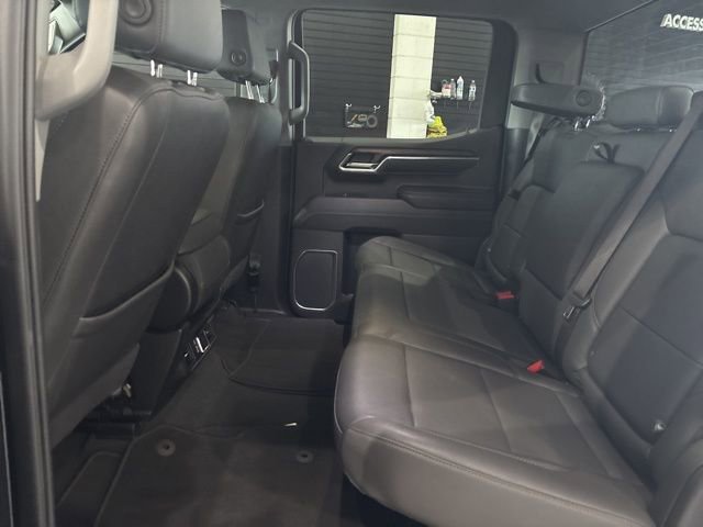Used 2025 GMC Sierra 1500 SLT image 30