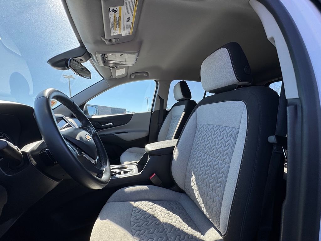 Used 2024 Chevrolet Equinox LT image 16