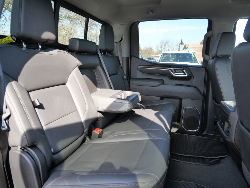 Used 2025 Chevrolet Silverado 1500 RST w/ Convenience Package II AWD/4WD image 19