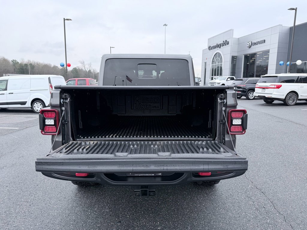 Used 2025 Jeep Gladiator Rubicon w/ Safety Group image 9