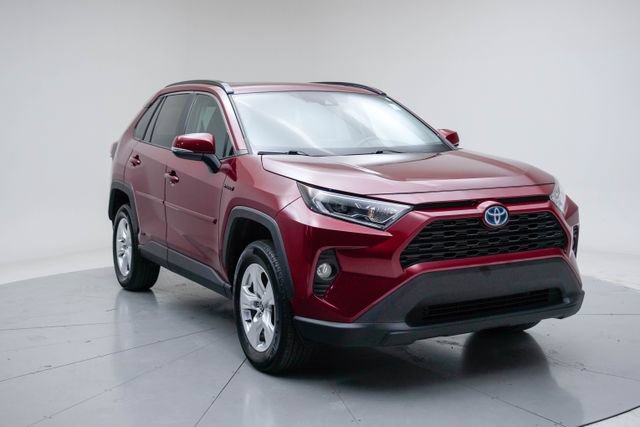 Used 2021 Toyota RAV4 XLE w/ Convenience Package AWD/4WD image 10