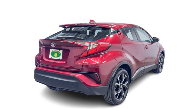 Used 2019 Toyota C-HR XLE image 2