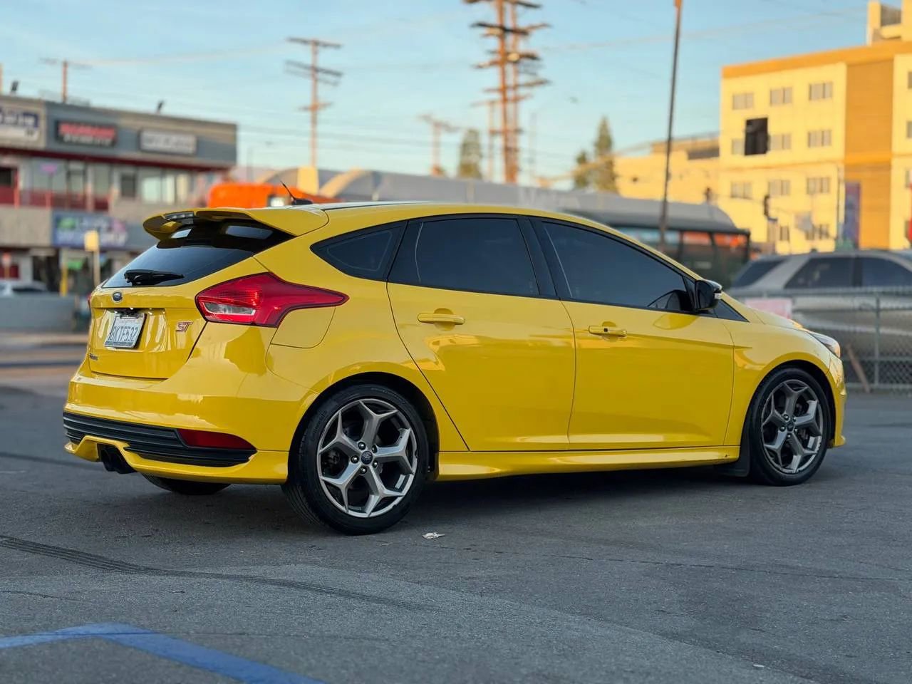 Used 2017 Ford Focus ST image 17