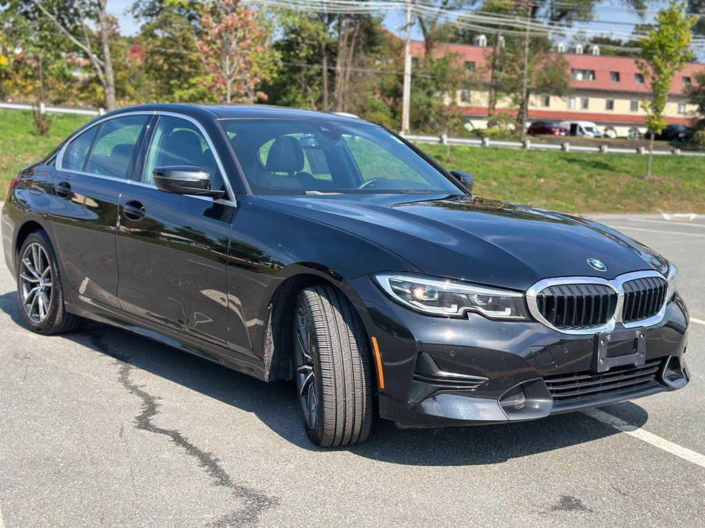 Certified 2021 BMW 330i xDrive Sedan w/ Convenience Package AWD/4WD image 9