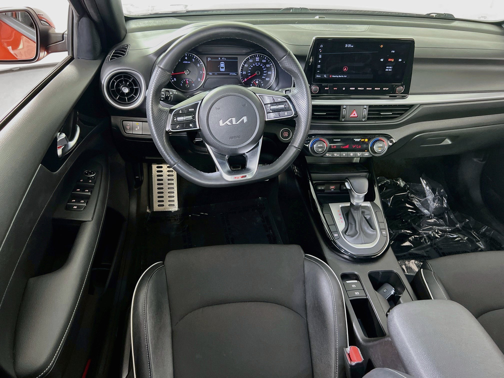 Used 2023 Kia Forte GT-Line w/ GT-Line Premium Package FWD image 22