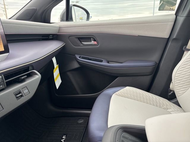 New 2026 Nissan Leaf Platinum+ w/ Cargo Package (Platinum+) image 30