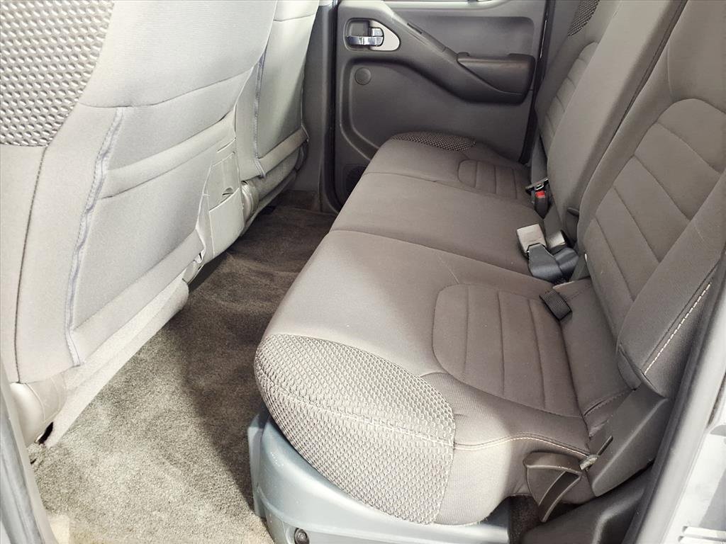Used 2018 Nissan Frontier PRO-4X image 8