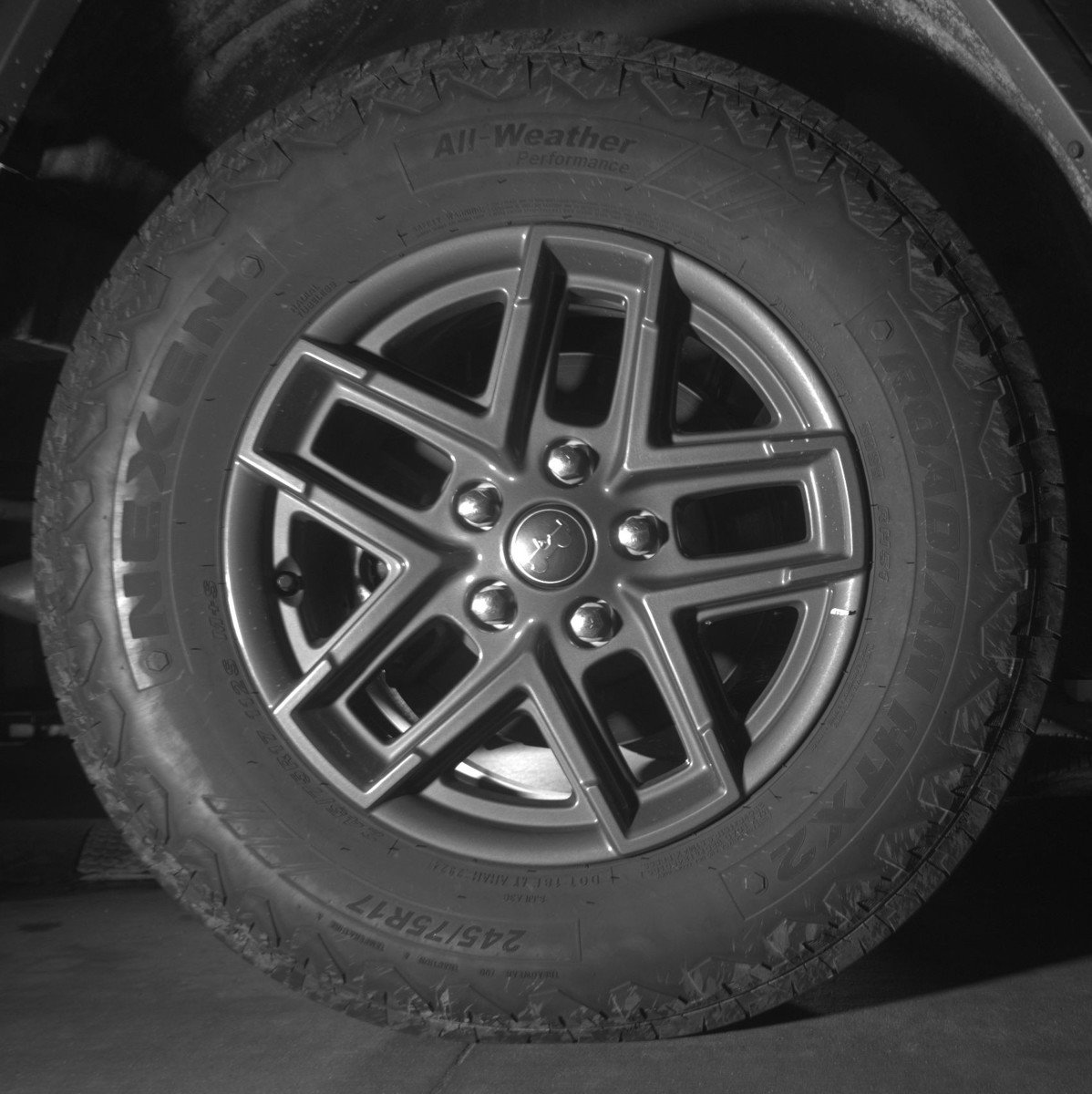 Used 2025 Jeep Wrangler Sport S AWD/4WD image 15