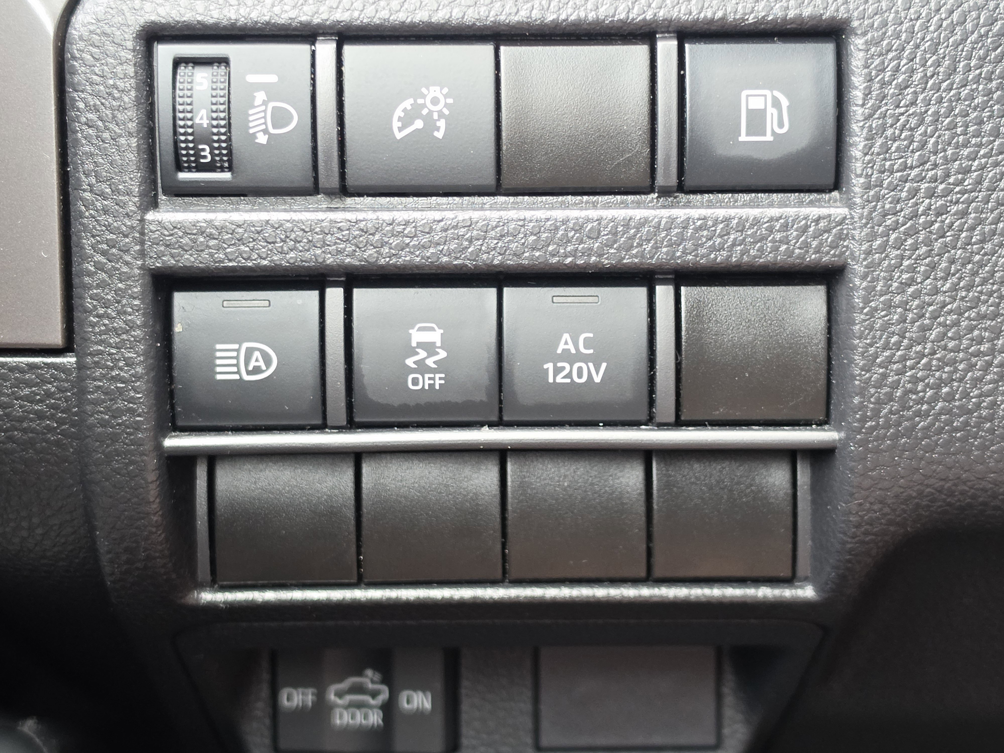 Certified 2024 Toyota Tacoma TRD Sport AWD/4WD image 14