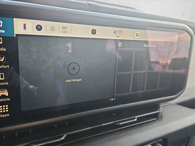 Used 2025 Jeep Wrangler Sport S image 13