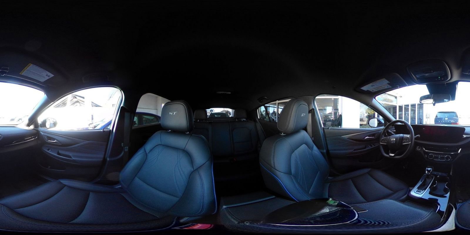 Used 2025 Buick Envista Sport Touring image 42