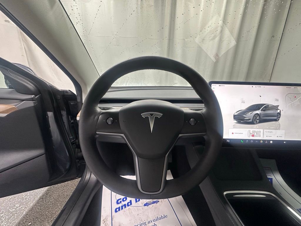 Used 2023 Tesla Model 3 Standard Range image 15