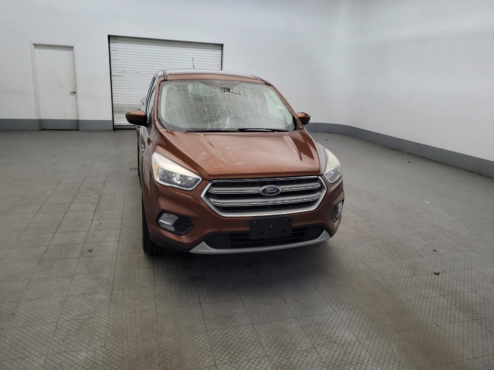 Used 2017 Ford Escape SE w/ SE Cold Weather Package FWD image 14