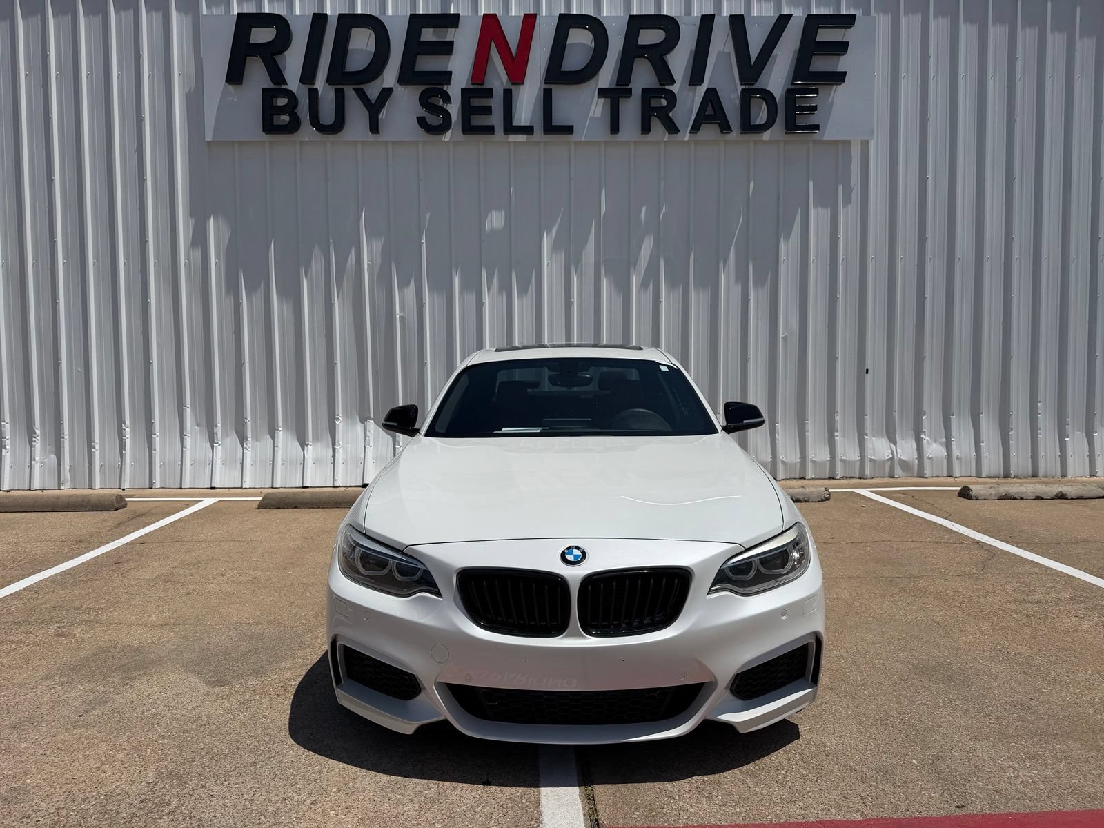 Used 2016 BMW M235i Coupe RWD image 10