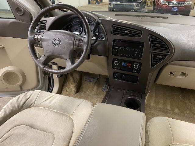 Used 2005 Buick Rendezvous CX image 19