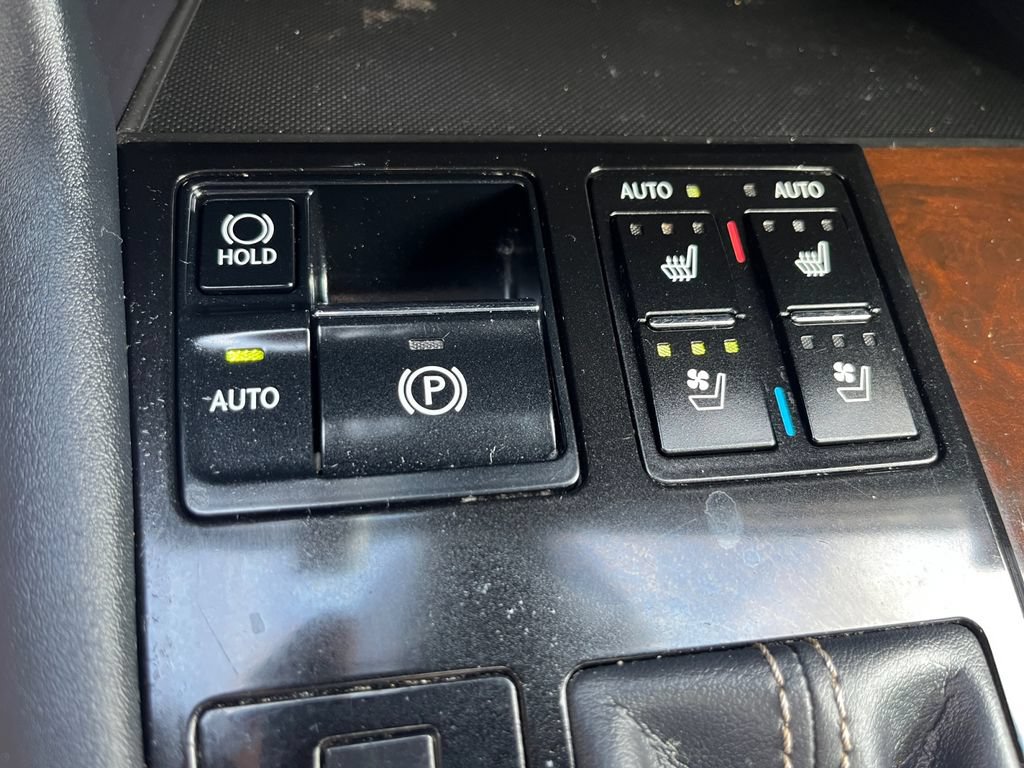 Used 2017 Lexus RX 450h AWD w/ Accessory Package image 23