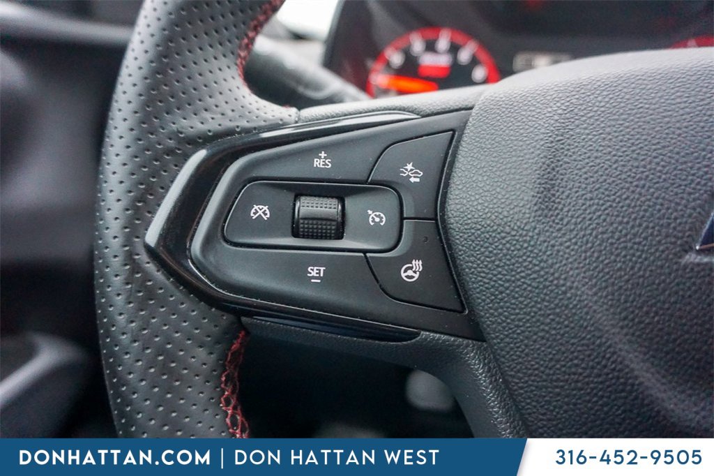 Used 2024 Chevrolet Trax RS image 10