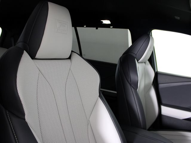 Used 2025 Lexus TX 500h AWD w/ Technology Package image 31