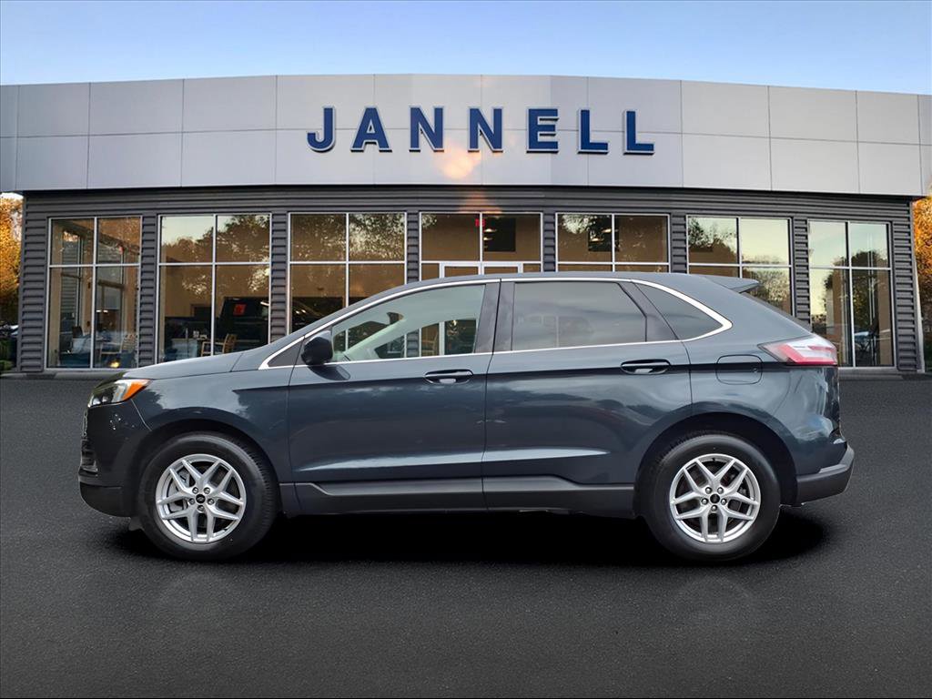 Used 2024 Ford Edge SEL w/ Convenience Package image 8