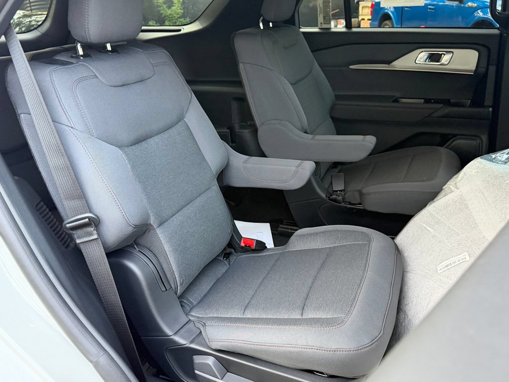 New 2027 Ford Explorer Active AWD/4WD image 17
