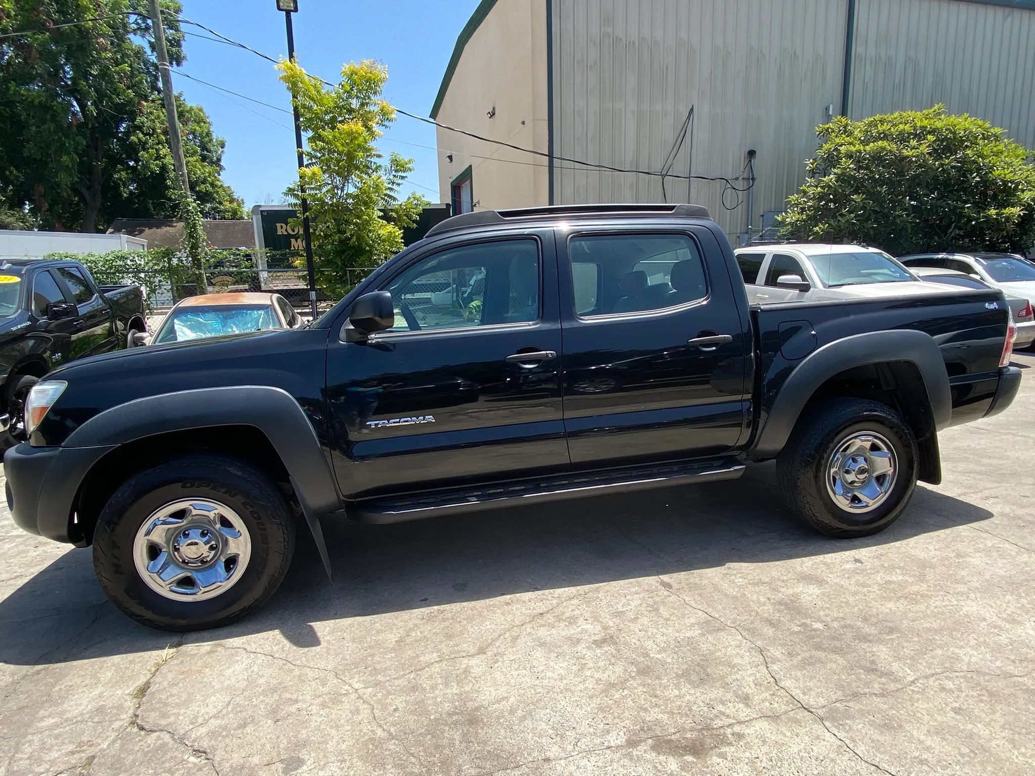 Used 2010 Toyota Tacoma PreRunner RWD image 4