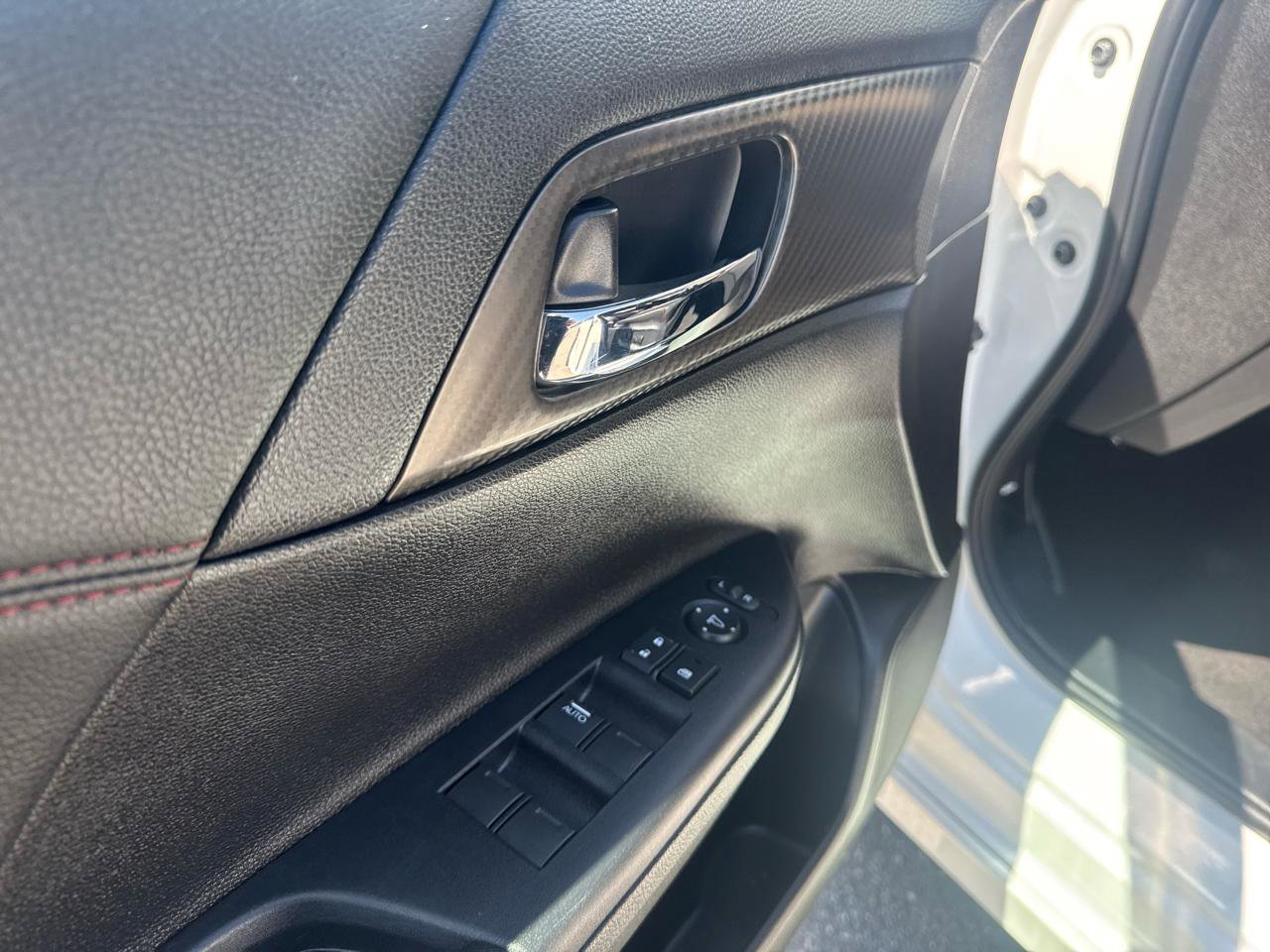 Used 2017 Honda Accord Sport Special Edition image 19