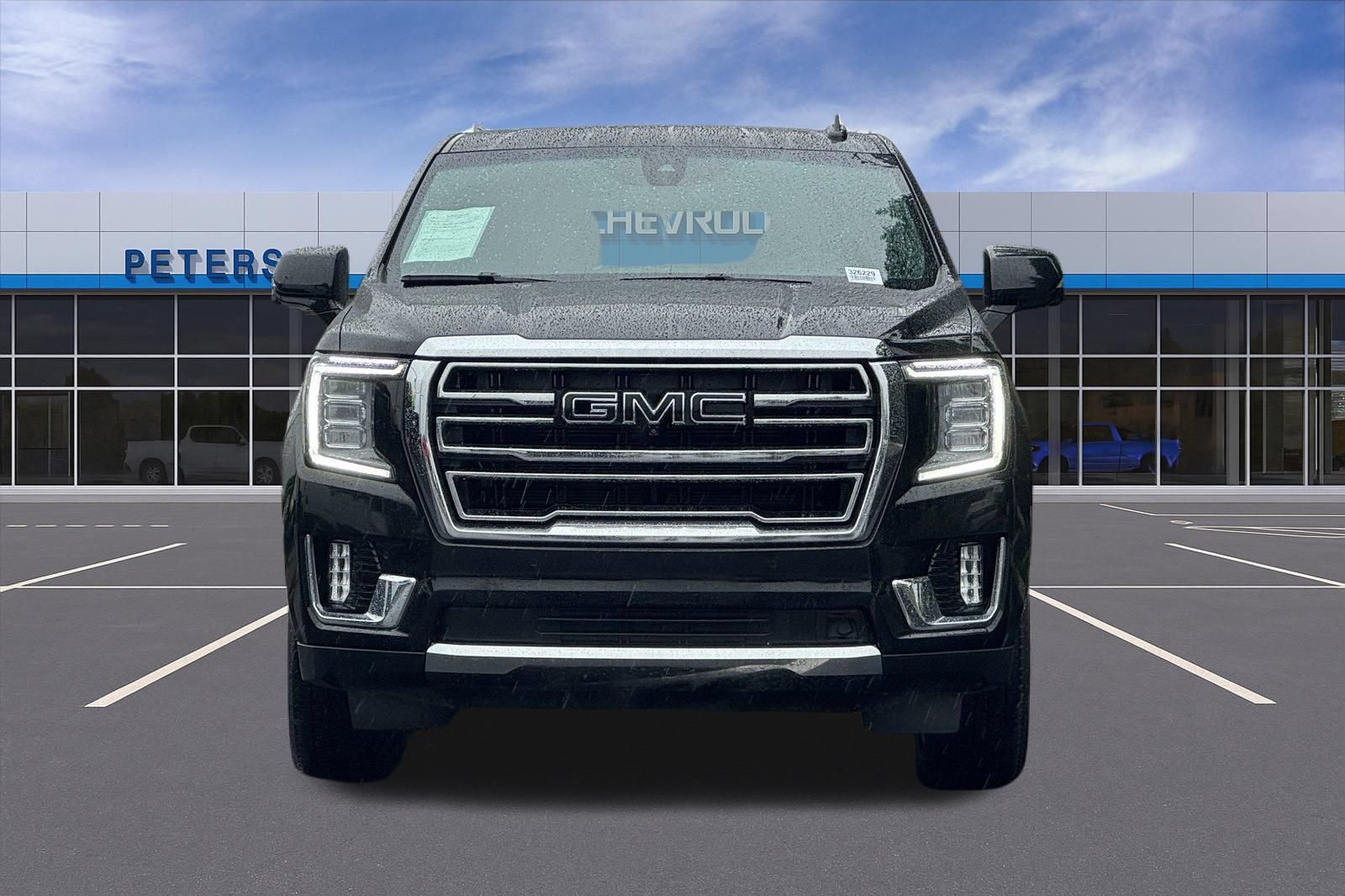 Certified 2022 GMC Yukon SLT w/ SLT Premium Package AWD/4WD image 9