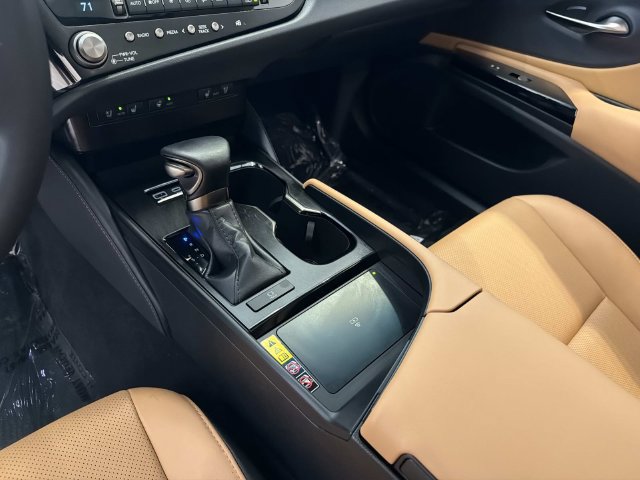 Certified 2024 Lexus ES 350 w/ Premium Package FWD image 22