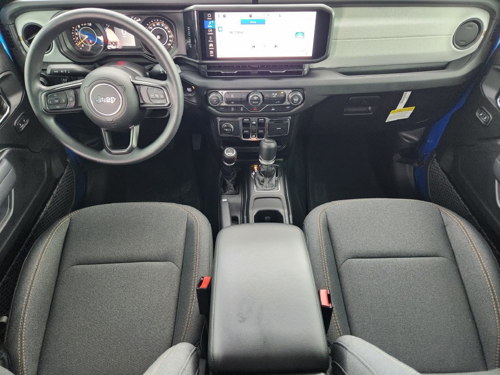 New 2026 Jeep Gladiator Sport AWD/4WD image 18