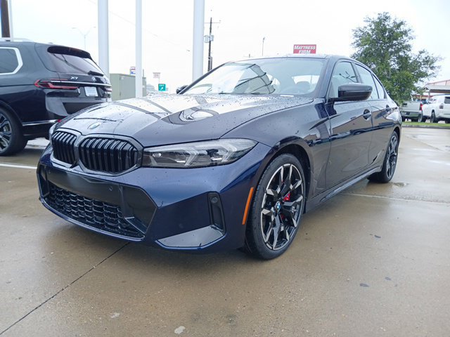 New 2026 BMW 330i Sedan w/ M Sport Package RWD image 3