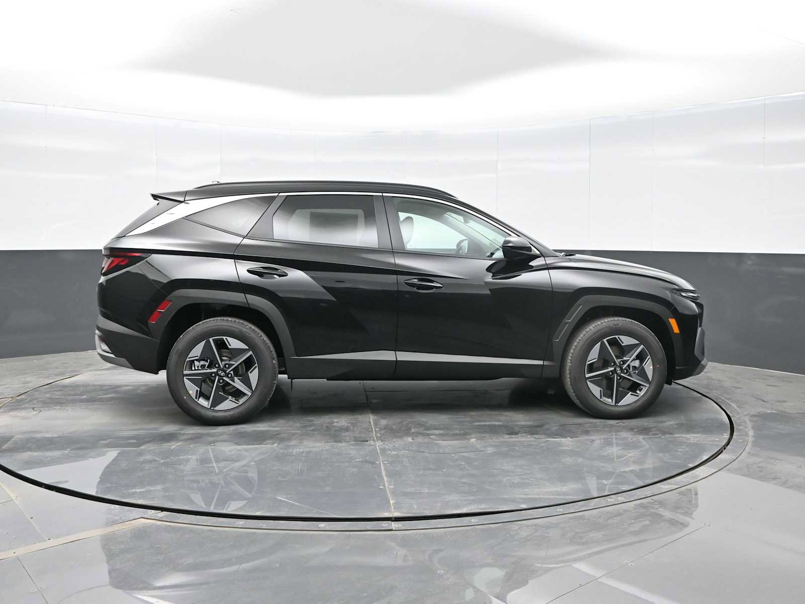 New 2026 Hyundai Tucson SEL image 9