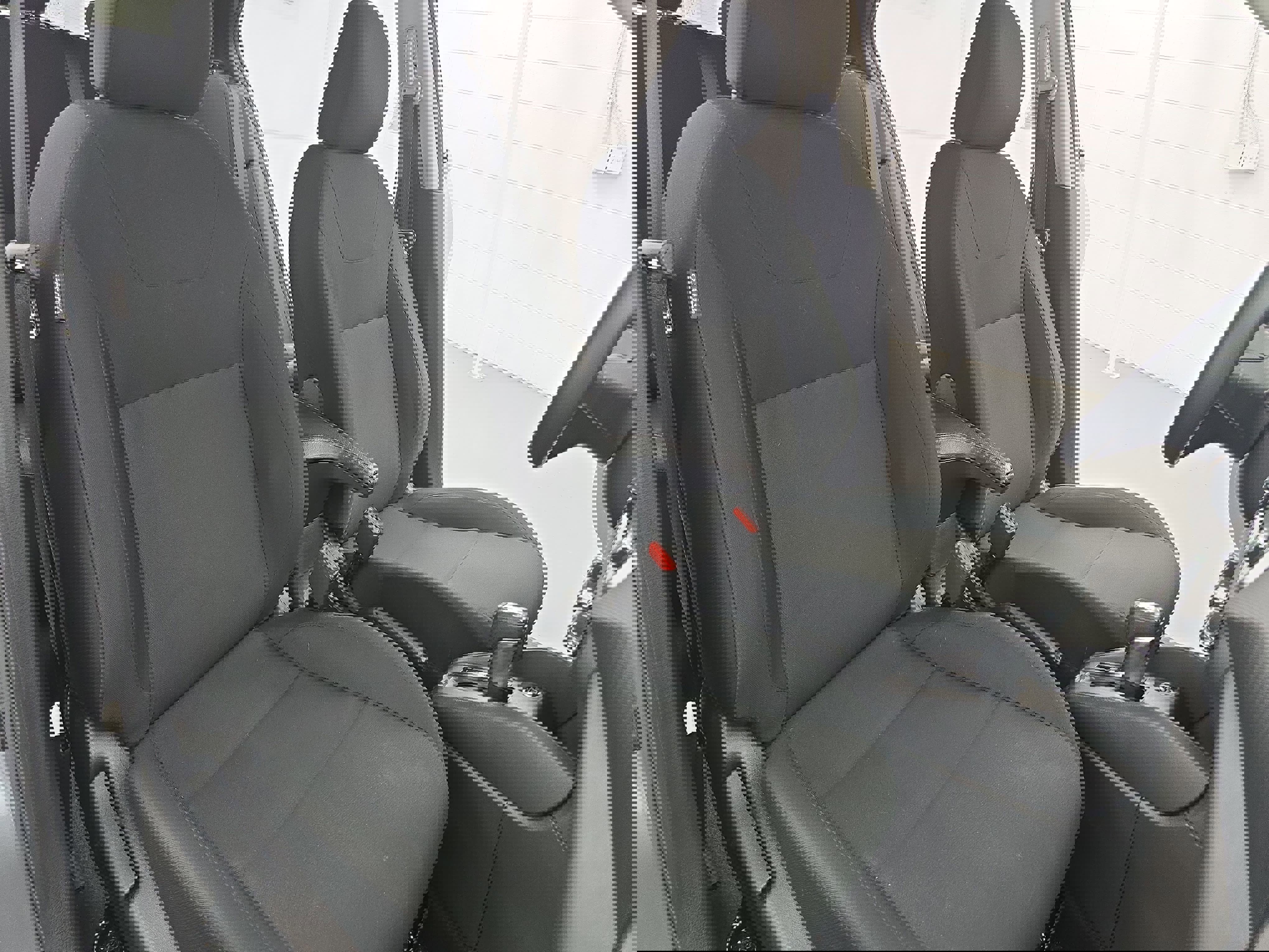 Certified 2025 Nissan Kicks Play S image 10