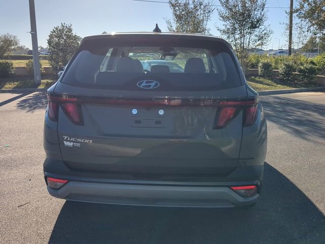 New 2025 Hyundai Tucson SE image 6