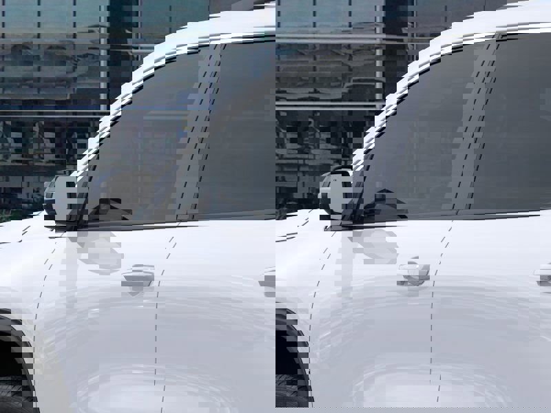 New 2025 Chevrolet Traverse LT image 12