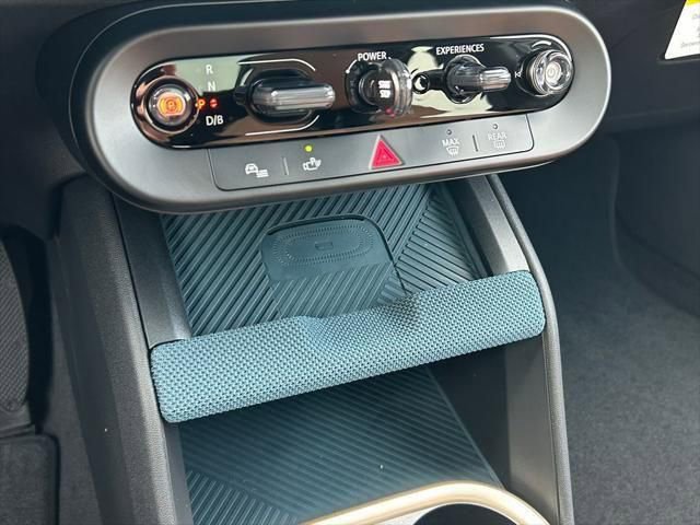 New 2025 MINI Cooper Countryman SE w/ Comfort Package Max image 23