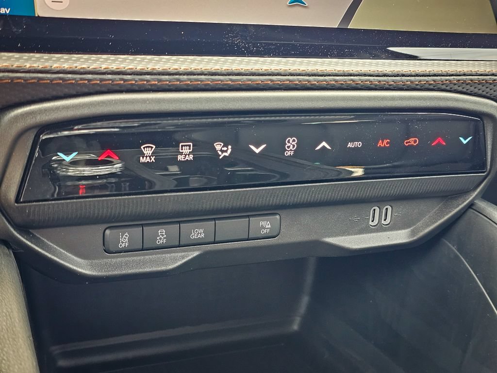 New 2026 Jeep Cherokee Limited AWD/4WD image 25