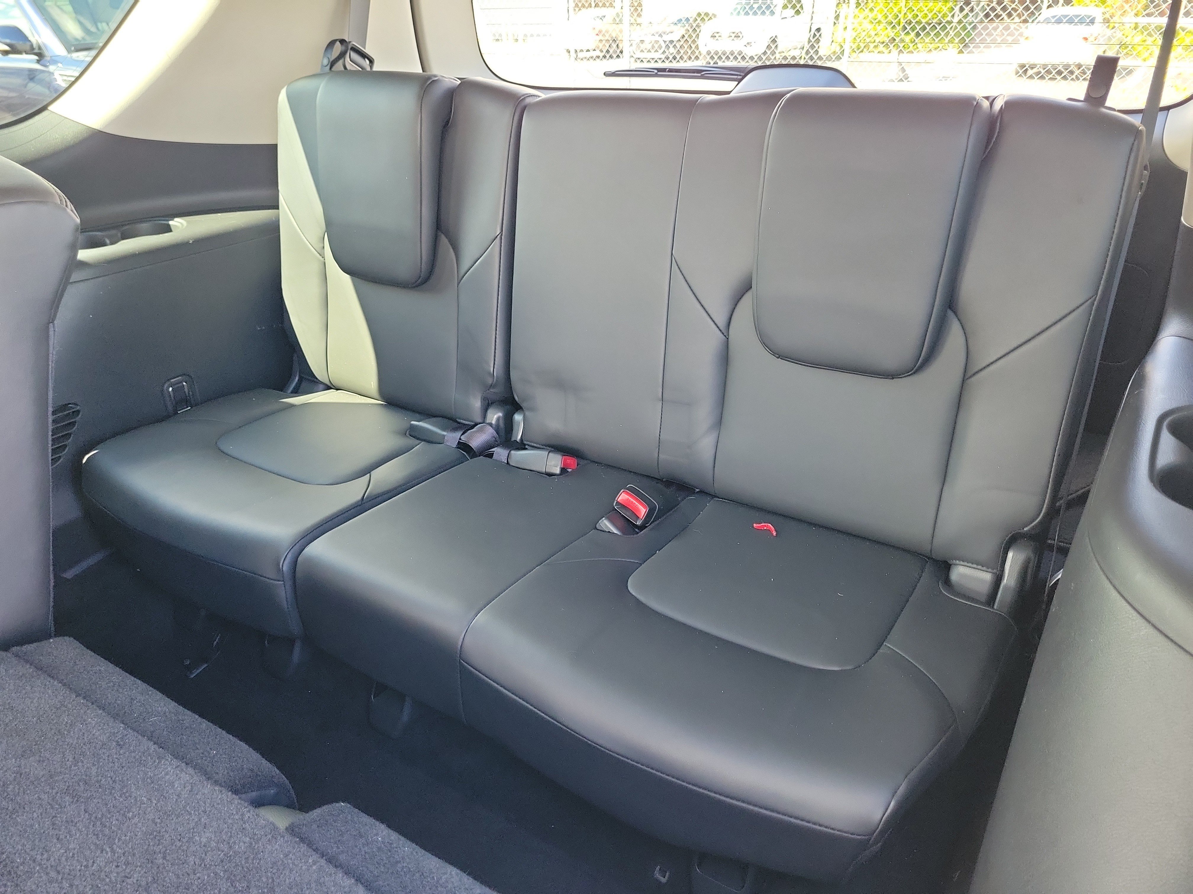 Certified 2022 Nissan Armada SV w/ Cargo Package AWD/4WD image 15