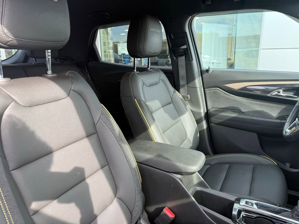 Used 2025 Chevrolet TrailBlazer ACTIV w/ Convenience Package image 32