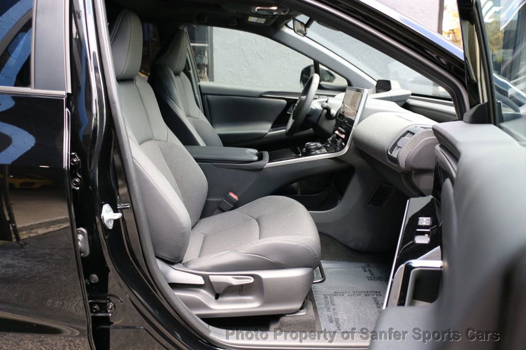 Used 2025 Toyota bZ4X AWD w/ Weather Package image 31