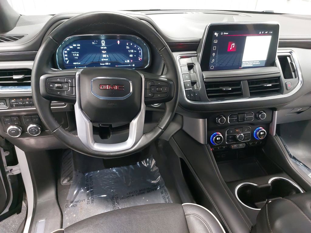 Used 2024 GMC Yukon XL SLT image 16