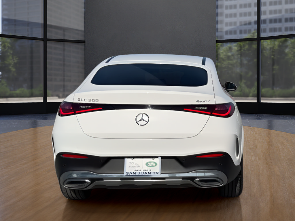 Used 2025 Mercedes-Benz GLC 300 4MATIC image 6