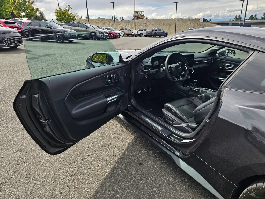 Used 2024 Ford Mustang GT Premium w/ GT Performance Package RWD image 18