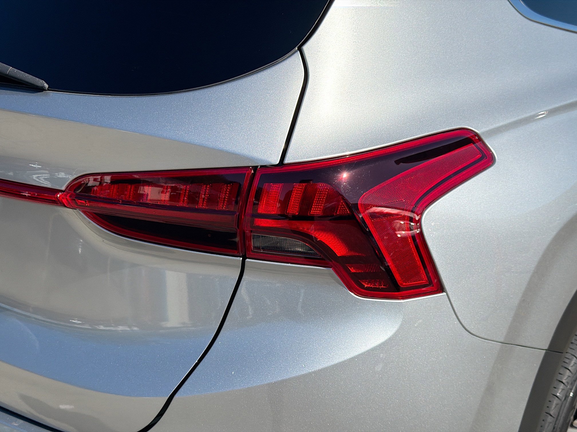 Used 2023 Hyundai Santa Fe SE image 25