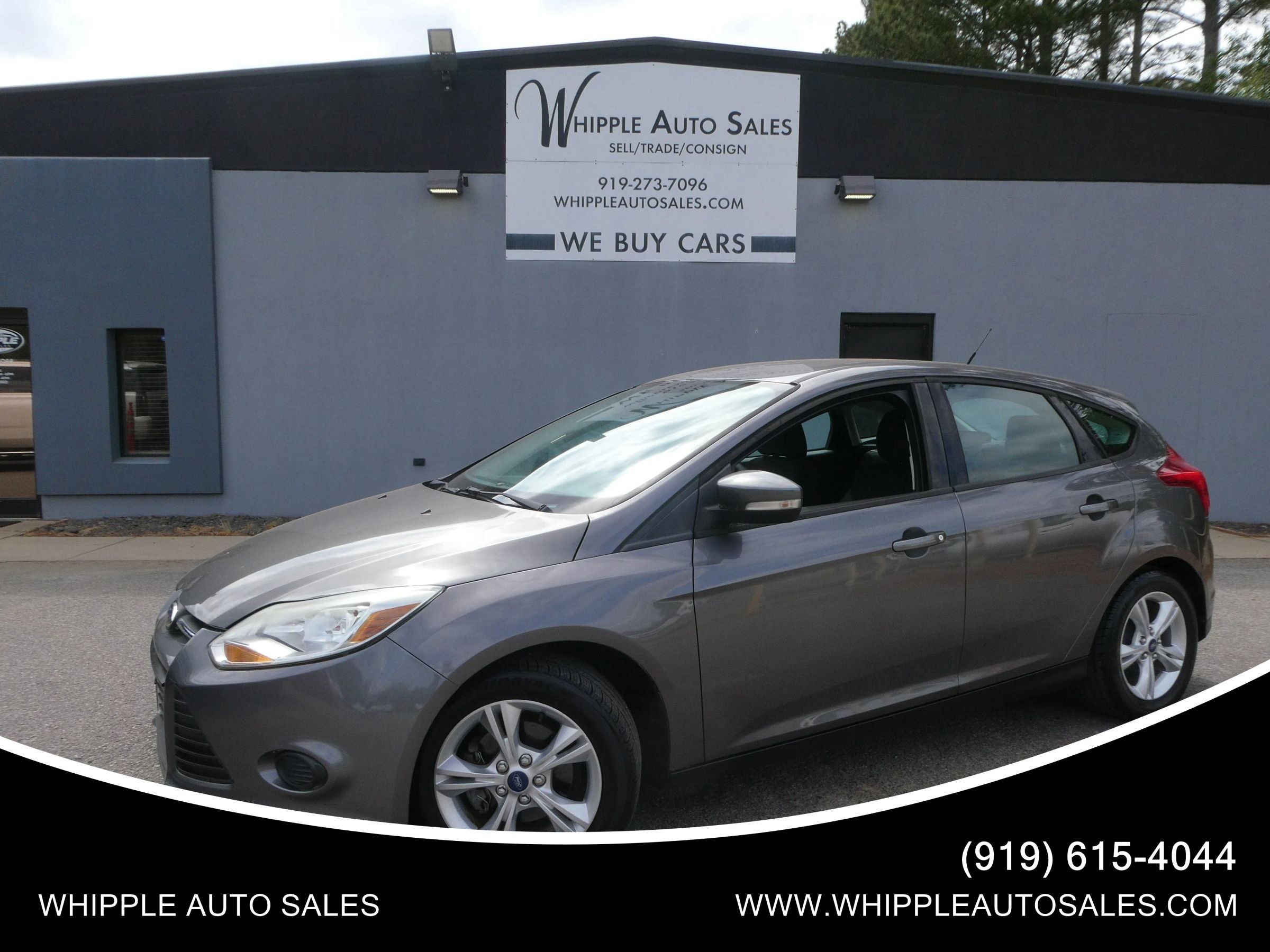 Used 2013 Ford Focus SE FWD image 1