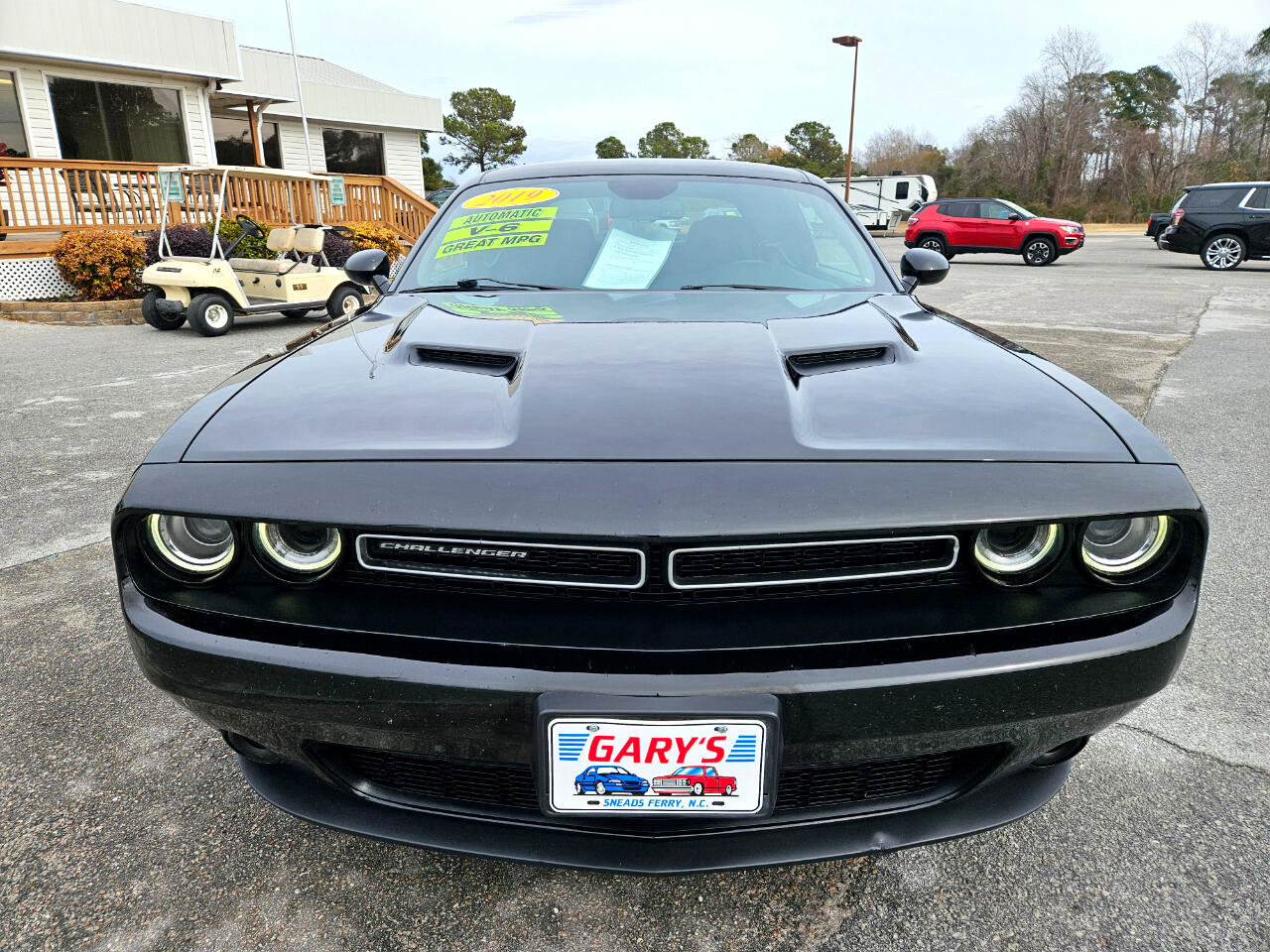 Used 2019 Dodge Challenger SXT image 9