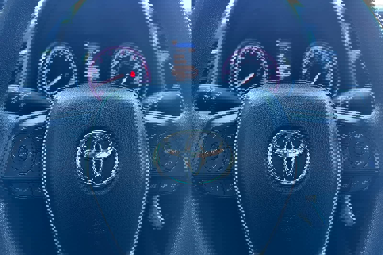 Used 2018 Toyota Camry LE image 21