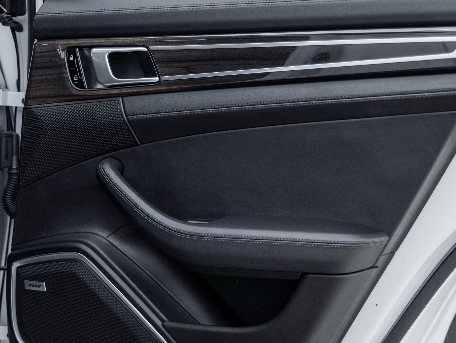 Used 2020 Porsche Panamera GTS image 37